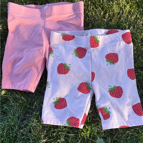 Tucker + Tate Pink & Strawberry Print Kids Shorts - Picture 1 of 6